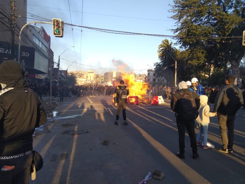 En Valpara So Por Conmemoraci N De Los A Os Del Golpe De Estado Se