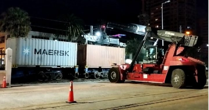 #EFE y #PuertoValparaíso firman convenio para  materializar plan de desarrollo ferroviario de carga