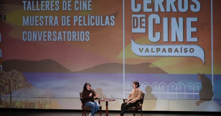 Valparaíso lanzó inédito proyecto “Cerros de Cine” con proyección de “La Memoria Infinita” en el Teatro Municipal