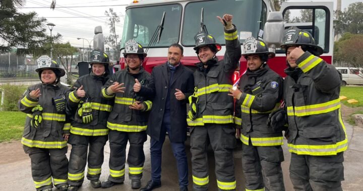 BRIGADA DE BOMBEROS DE ARTIFICIO CUENTA CON NUEVO CARRO DE BOMBAS