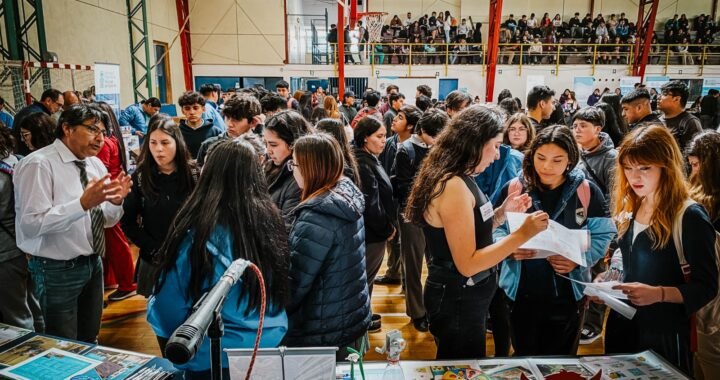 UPLA abre sus puertas a más de dos mil escolares interesados en su oferta académica