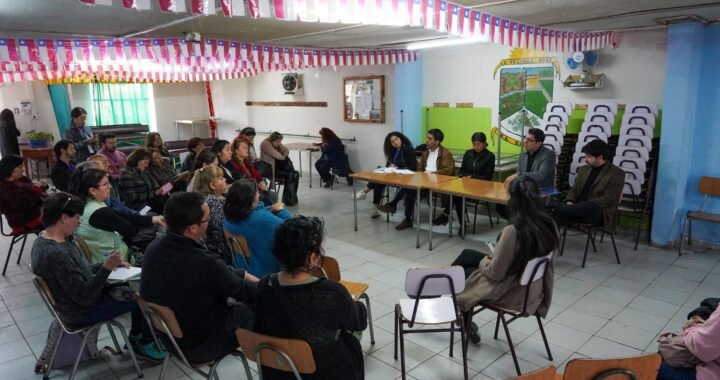 Mesa de Trabajo por proyecto habitacional social en Quilpué