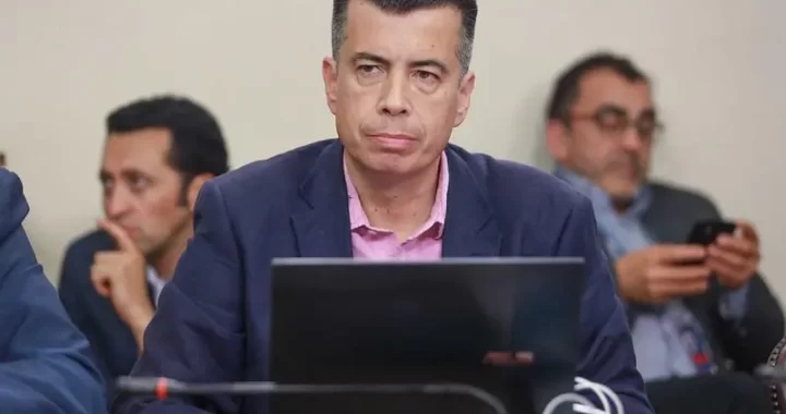 Diputado Andrés Celis Aboga por Prevención y Sanciones más Fuertes en Debate sobre Incendios Forestales