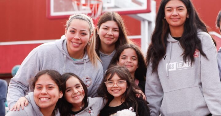 Colegio Los Leones Ofrece Tarde Recreativa para Niños en Medio de la Emergencia en Valparaíso