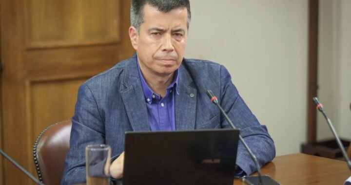 Diputado Celis Interroga Inacción Municipal en Dunas de Viña del Mar