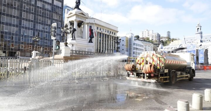 Valparaíso Aumenta Personal de Aseo con Inversión Millonaria