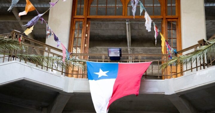 Mercado Puerto celebra el Día de la Chilenidad con empanadas y ofertas