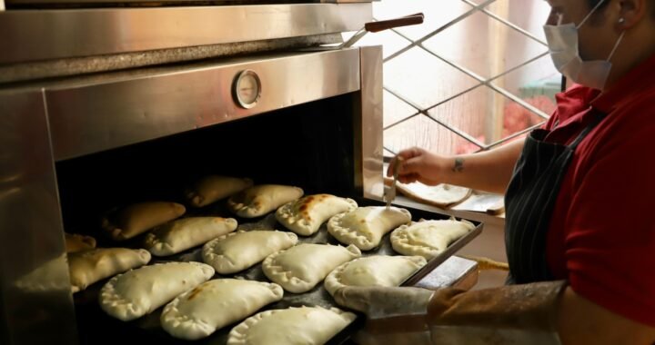 Seremi de Salud Valparaíso decomisa más de media tonelada de alimentos antes de Fiestas Patrias