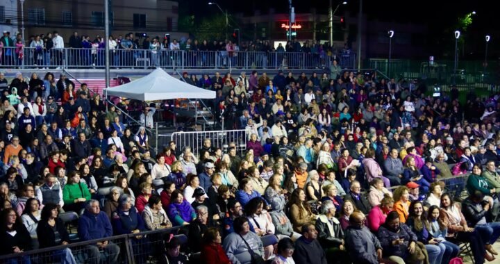 Villa Alemana celebró el Día de la Madre con música, recuerdos y emoción en La Fiesta Familiar