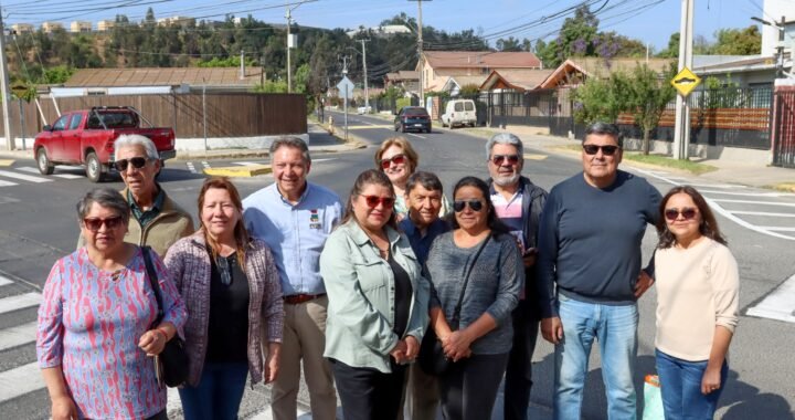 Villa Alemana asegura cruce Madrid–El Mirador con nuevo semáforo financiado por el municipio