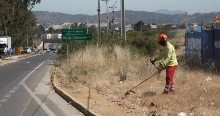 Villa Alemana celebra inicio de limpieza en caminos rurales tras gestión provincial