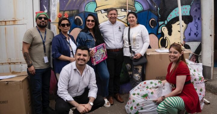 Villa Alemana adelanta la Navidad con regalos para cientos de niños de la comuna