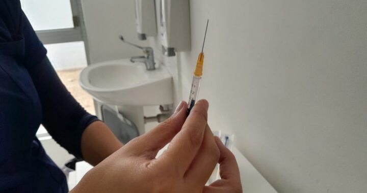 Autoridades llaman a vacunarse contra el sarampión ante brotes en América