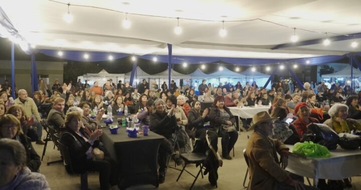 Villa Alemana celebró a las mamás con una Expo Familia llena de música y emprendimientos