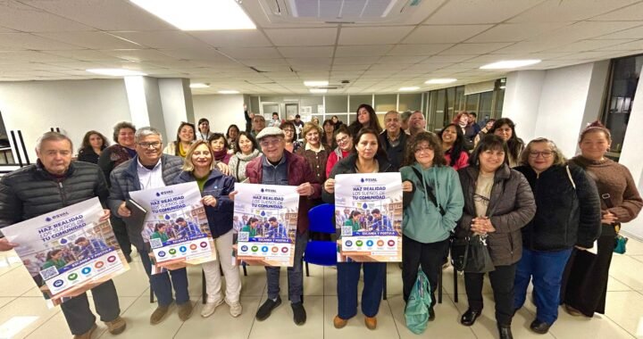 Esval impulsa la capacitación de organizaciones sociales para fortalecer la postulación al Fondo Concursable “Contigo en Cada Gota”