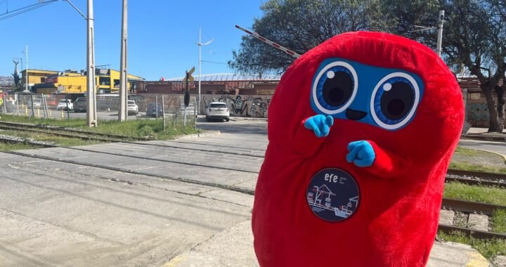 Primera Patita, ¡Paso Seguro!: EFE refuerza la seguridad ferroviaria en Fiestas Patrias